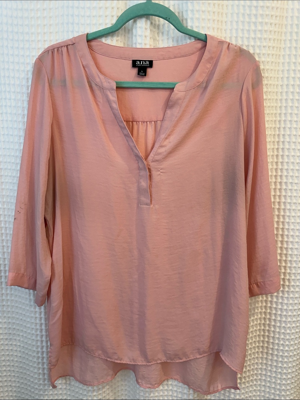a.n.a Blush Pink Split V-Neck 3/4 Sleeve Blouse